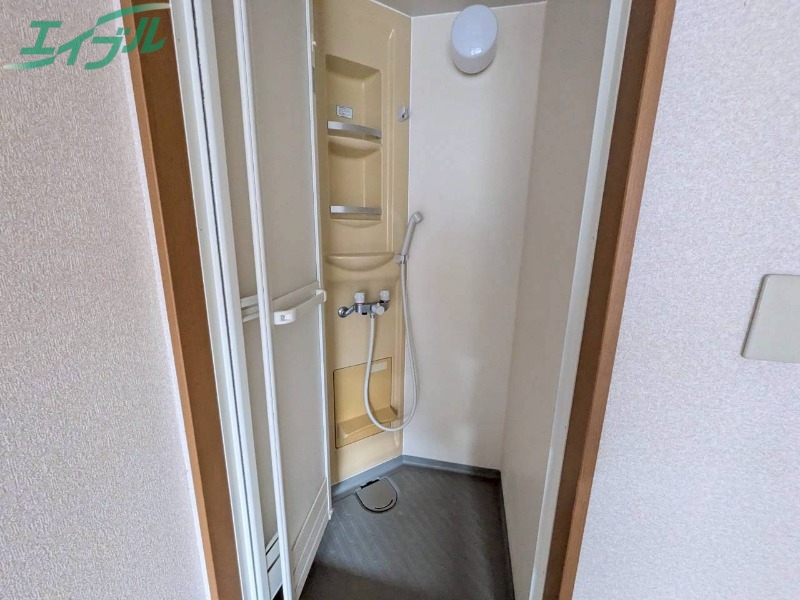 バス・シャワールーム　別部屋参考写真です