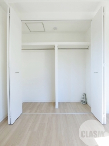 収納　居室収納