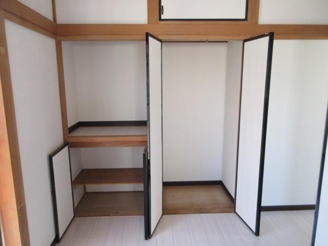 収納　収納多数あり