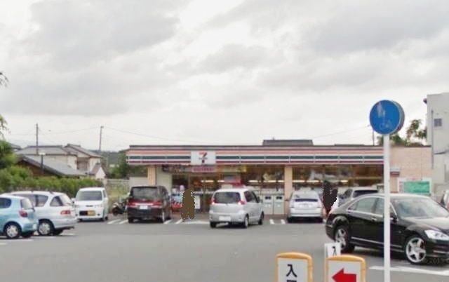 コンビニ　セブンイレブン 三島谷田北店（コンビニ）まで500m