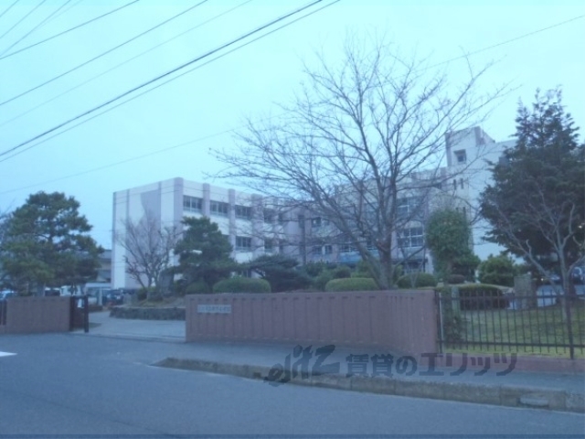 小学校　堅田小学校（小学校）まで870m
