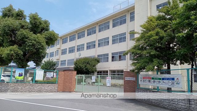 中学校　福岡市立中学校曰佐中学校（中学校）まで1084m