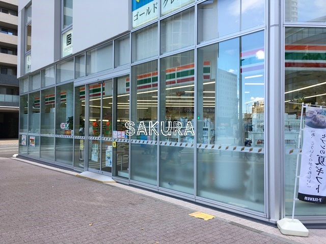 コンビニ　セブン-イレブン グランツリー武蔵小杉前店（コンビニ）まで141m
