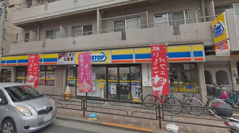 コンビニ　コンビニ（コンビニ）まで160m