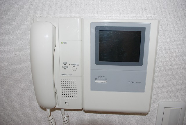 セキュリティ　モニター付きインターホーン