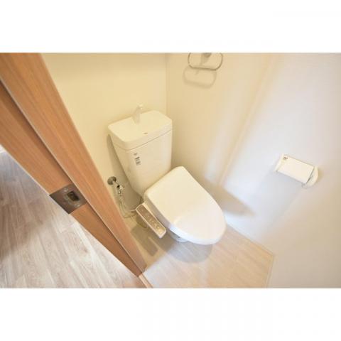 トイレ　※別部屋　参考写真