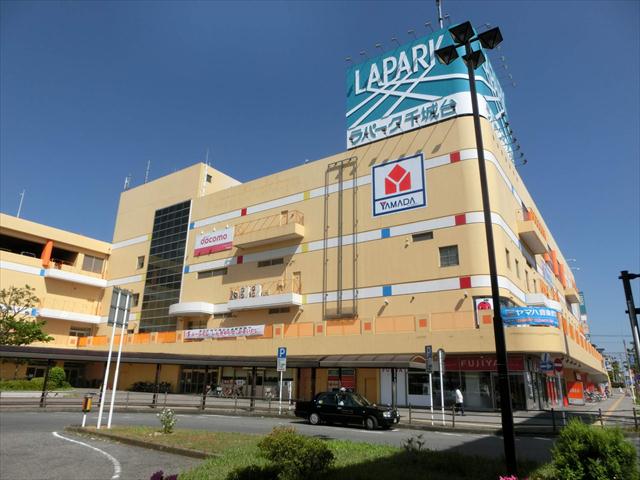スーパー　イコアス千城台店（スーパー）まで632m