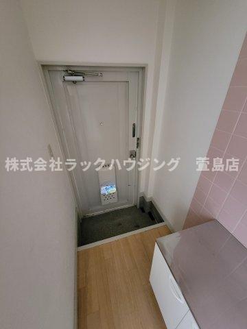 玄関　※同仕様写真となります。