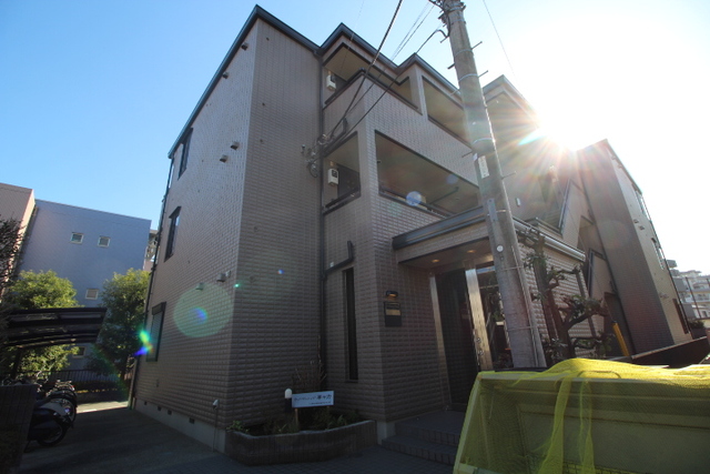 建物外観　お問い合わせはリロの不動産武蔵小杉店まで♪