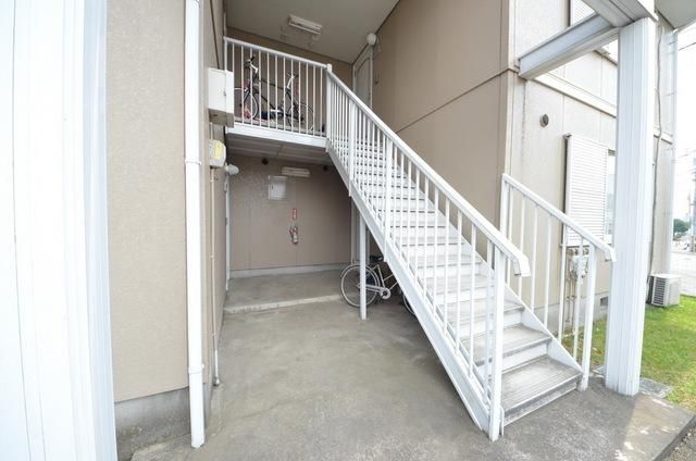エントランス　★お部屋探しは株式会社タウンハウジング東京まで★