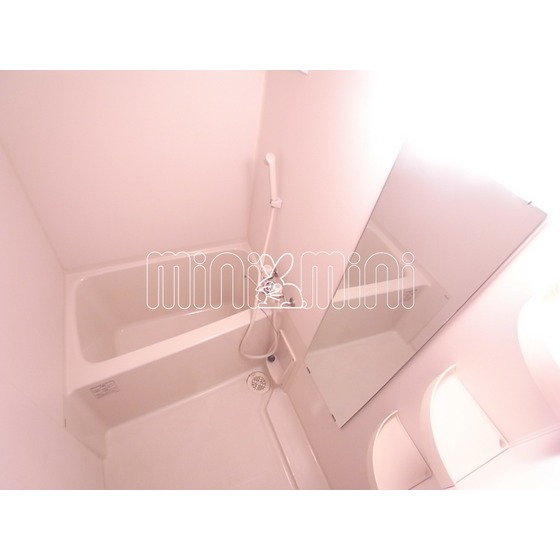 バス・シャワールーム　トイレ洗面台