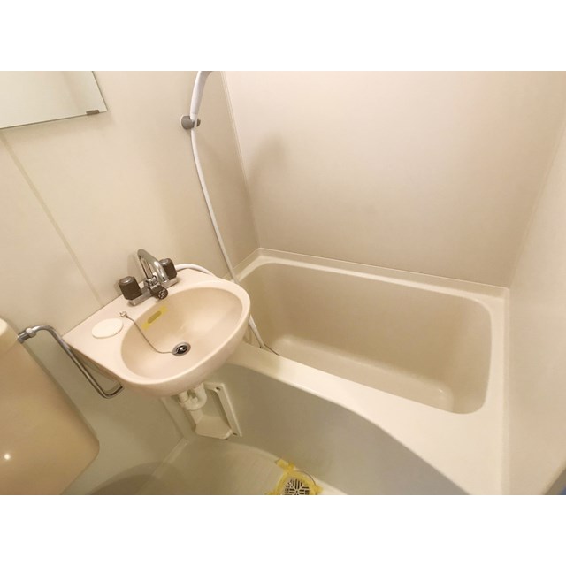 バス・シャワールーム　別部屋