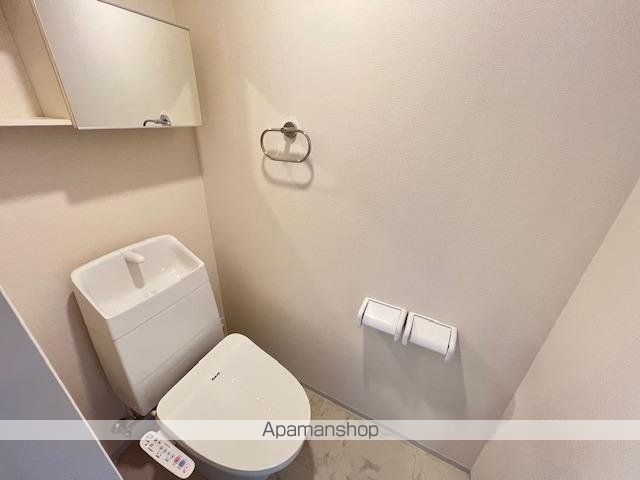 小田原市酒匂 アパートII期工事のトイレ写真