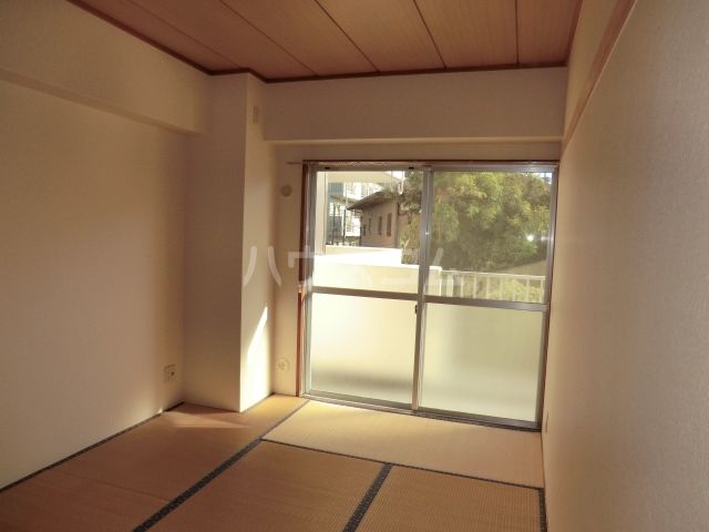 ベルメゾン市が尾Bの内装写真