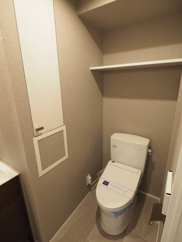 東京メトロ丸ノ内線 方南町駅 徒歩3分 10階建 築18年のトイレ写真