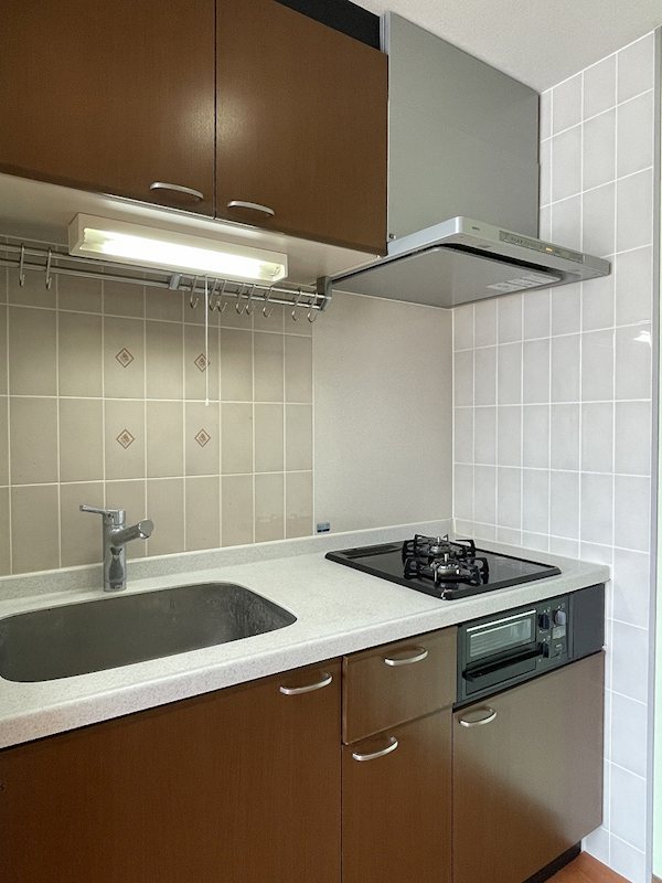 キッチン　キッチンでお料理をお楽しみください