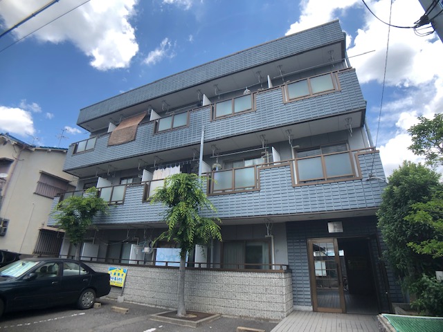 ＪＲ片町線 四条畷駅 徒歩5分 3階建 築32年の外観写真