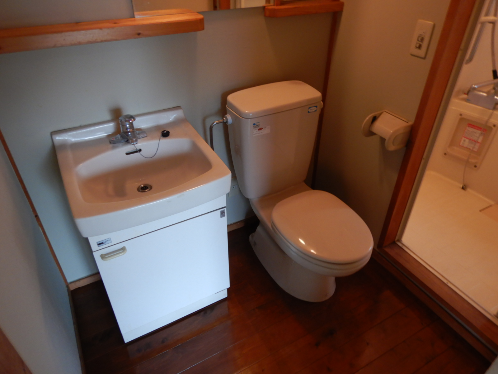 離宮前町貸戸建のトイレ写真