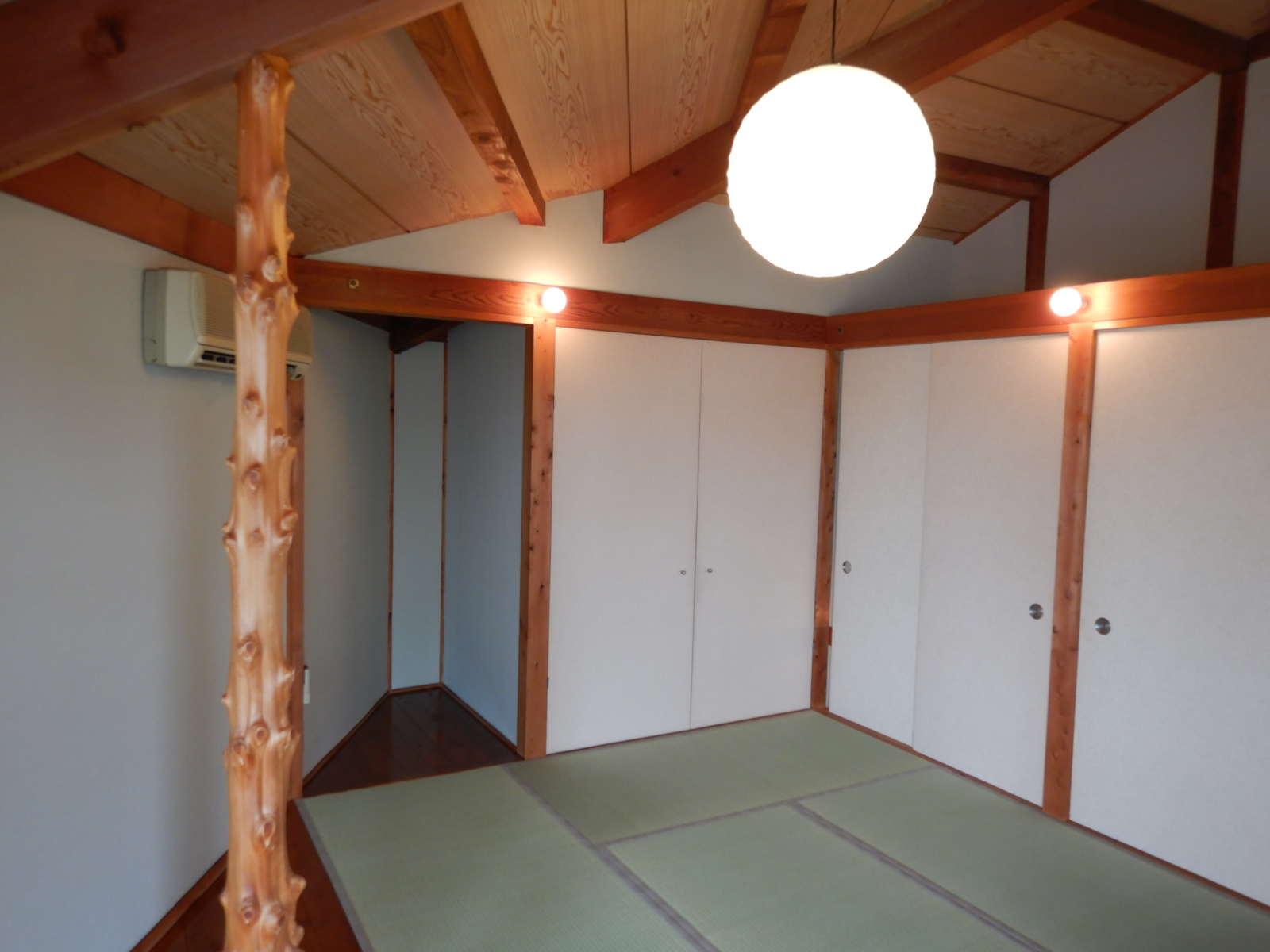 離宮前町貸戸建の内装写真