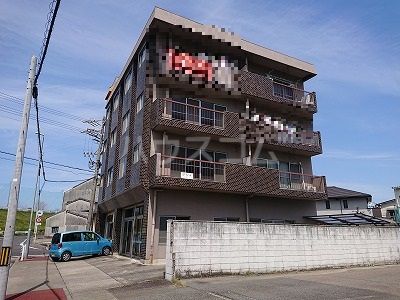 小笠原ビルの建物外観