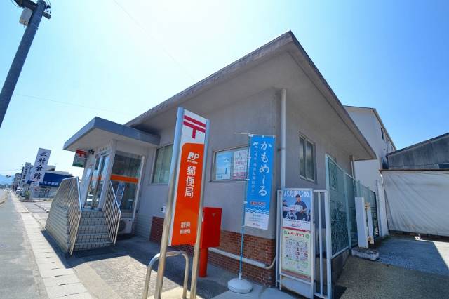 郵便局　観音郵便局（郵便局）まで549m