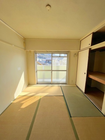 居室・リビング　エアコン設置します