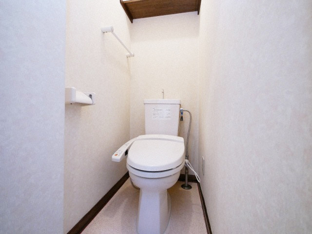 【札幌市北区新琴似十条のアパートのトイレ】