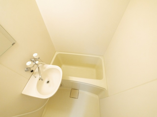 バス・シャワールーム　きれいなお風呂です