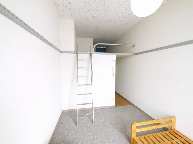 居室・リビング　居間です