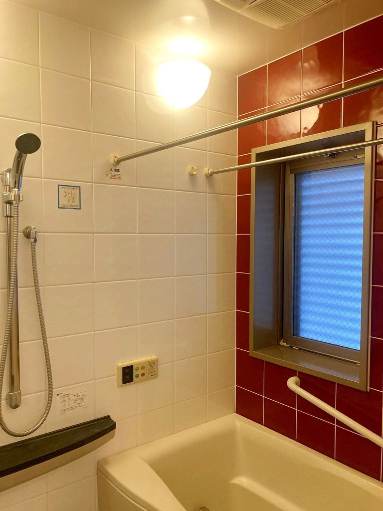 バス・シャワールーム　浴室