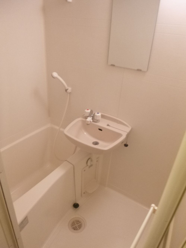 バス・シャワールーム　バスルーム