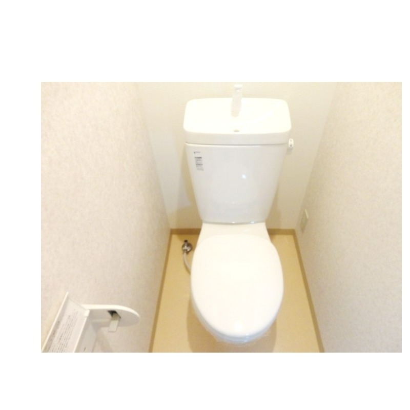 トイレ　セパレートになったピカピカのトイレです。
