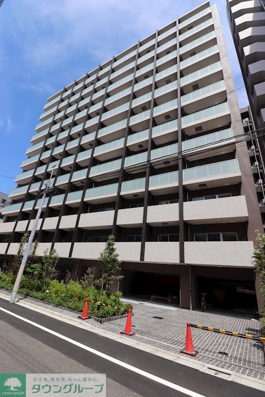 【台東区今戸のマンションの建物外観】