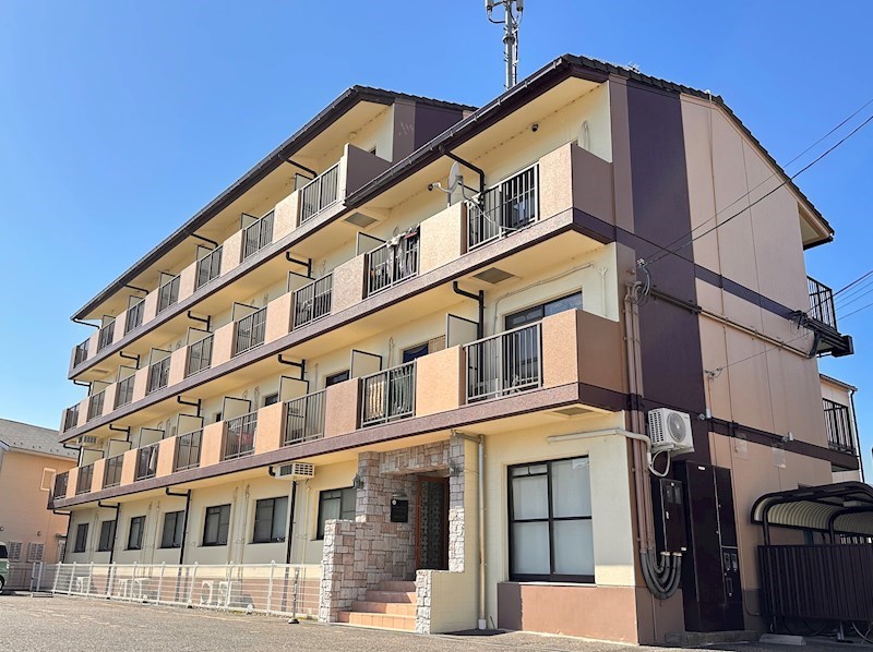 ブエナビスタ大津イーストの建物外観