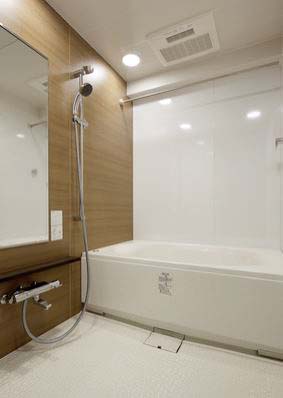 バス・シャワールーム　★浴室乾燥機付きバスルーム★