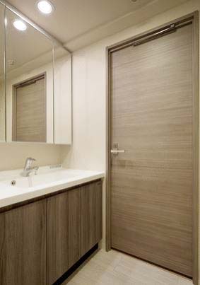 洗面設備　★三面鏡付き独立洗面台