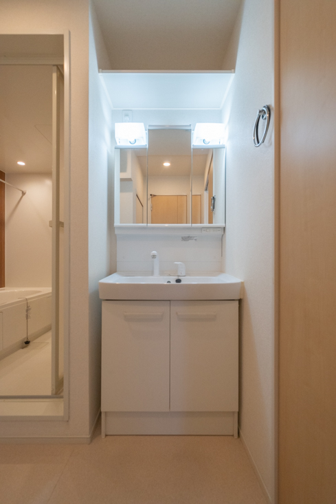 洗面設備　洗面化粧台