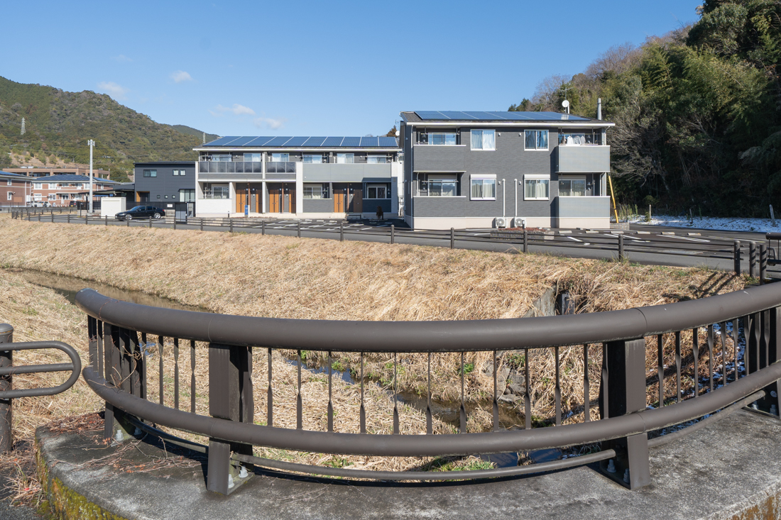 建物外観　左がI、右がII