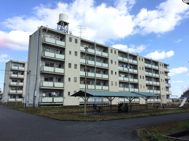 【倉敷市真備町有井のマンションの建物外観】