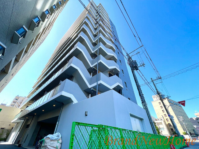 【堺市堺区宿院町東のマンションの建物外観】