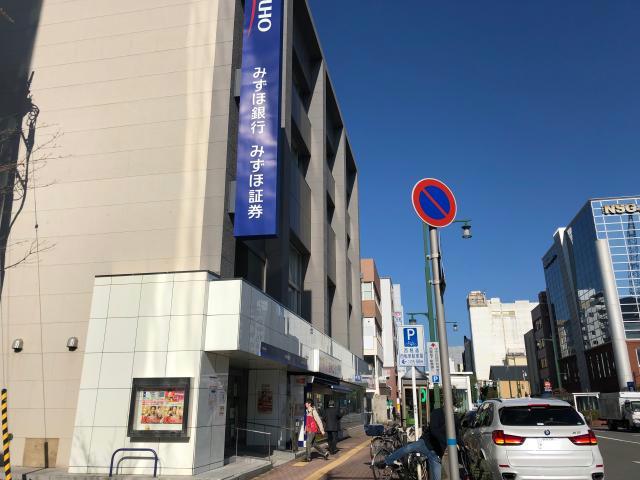 【新潟市中央区田中町のアパートの銀行】