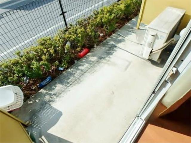 バルコニー　テラス