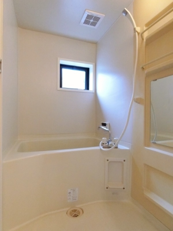 バス・シャワールーム　図面と現状に相違がある場合には現状を優先