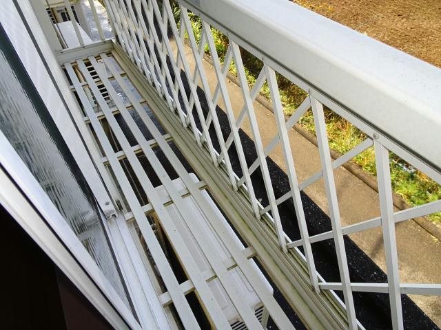 バルコニー　フラワーボックス