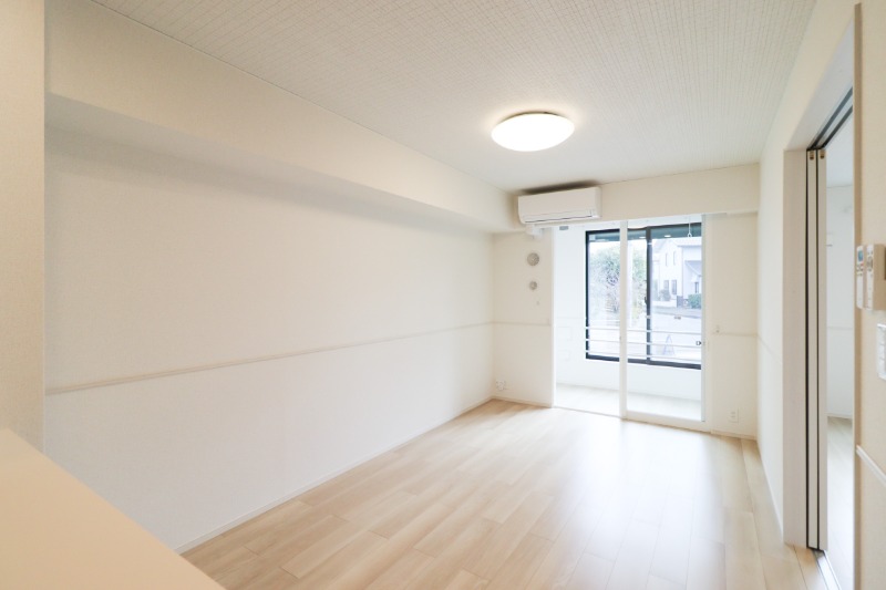 居室・リビング　図面と現状に相違がある場合には現状を優先