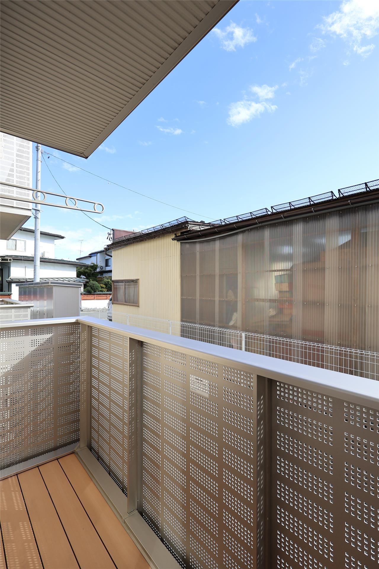 バルコニー　写真は反転タイプです