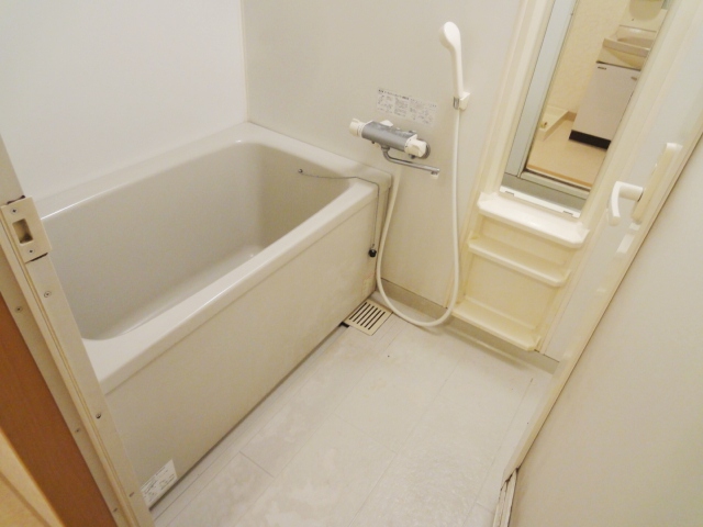 バス・シャワールーム　同物件別号室