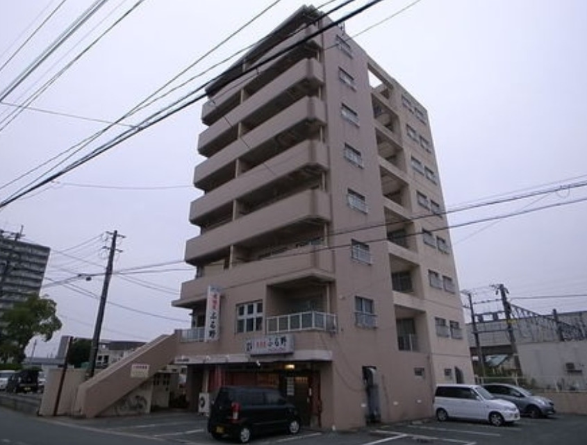 建物外観　外観は落ち着いています