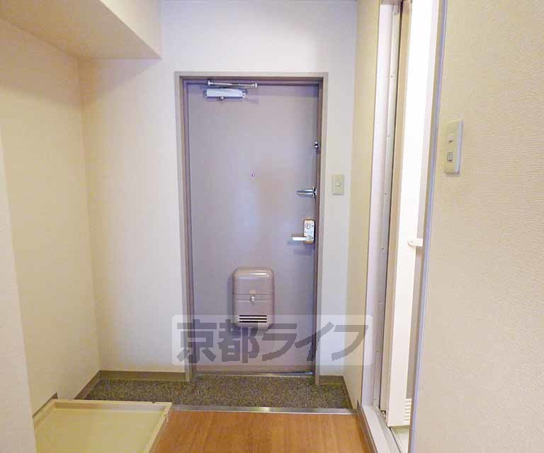 玄関　玄関です。