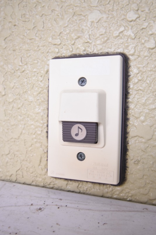 セキュリティ　玄関チャイム